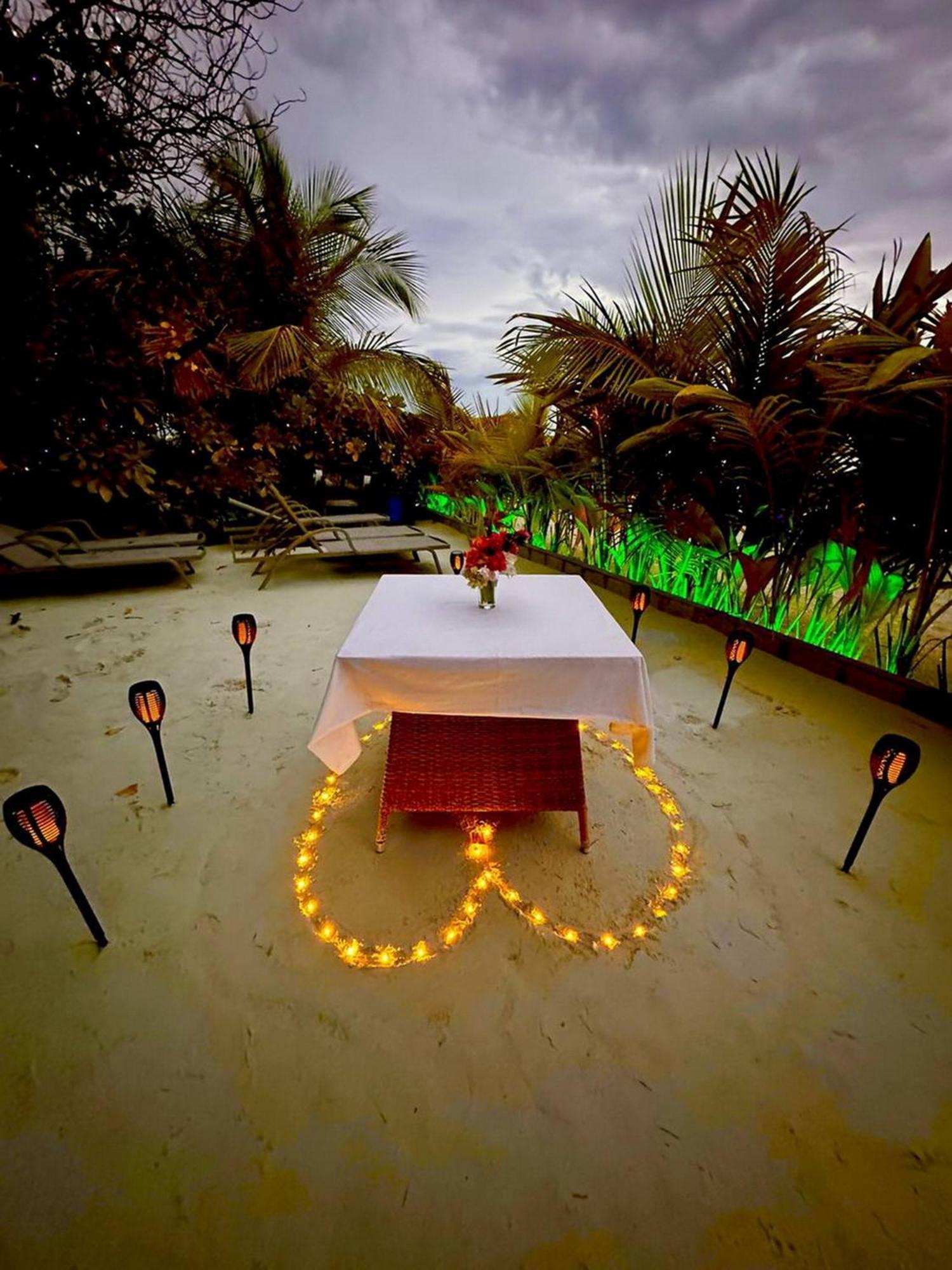 Wind Breeze Sunset View Inn Guraidhoo  Exterior photo